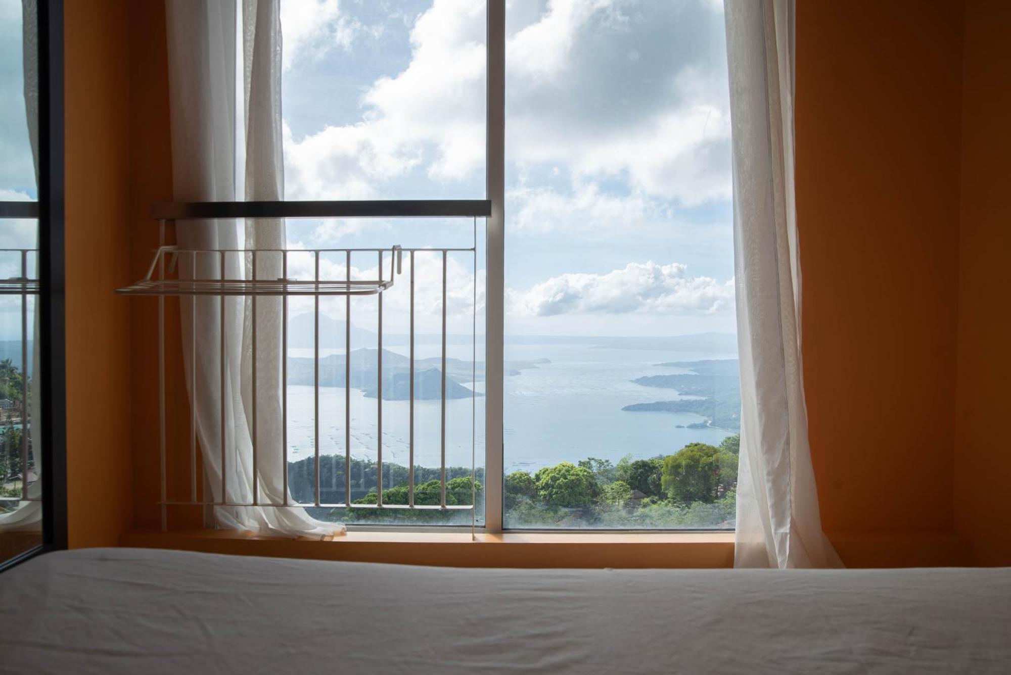 Wind Residences For Rent - Luiice Tagaytay City Exterior photo